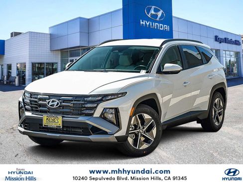 New 2026 Hyundai Tucson SEL image 1