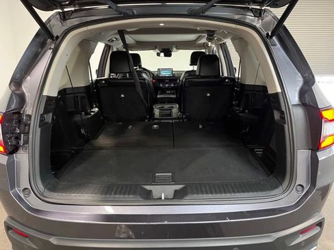 Used 2024 Honda Pilot Elite image 16