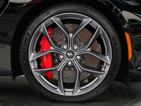 Used 2019 Ferrari GTC4Lusso T RWD image 34