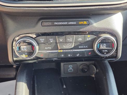 Used 2021 Ford Escape SEL w/ Technology Package FWD image 19