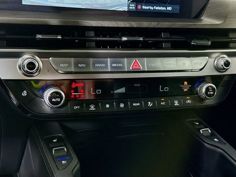 Used 2025 Kia Telluride EX X-Line AWD/4WD image 10