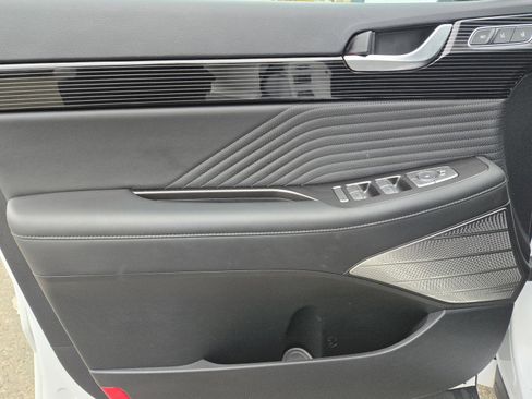Certified 2025 Hyundai Palisade Calligraphy image 18