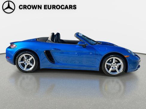 Used 2017 Porsche 718 Boxster image 5