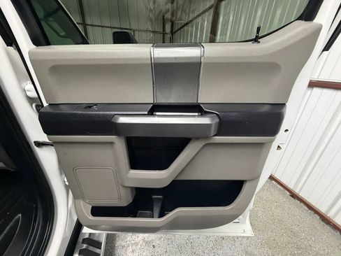 Used 2020 Ford F250 XLT w/ XLT Premium Package AWD/4WD image 13