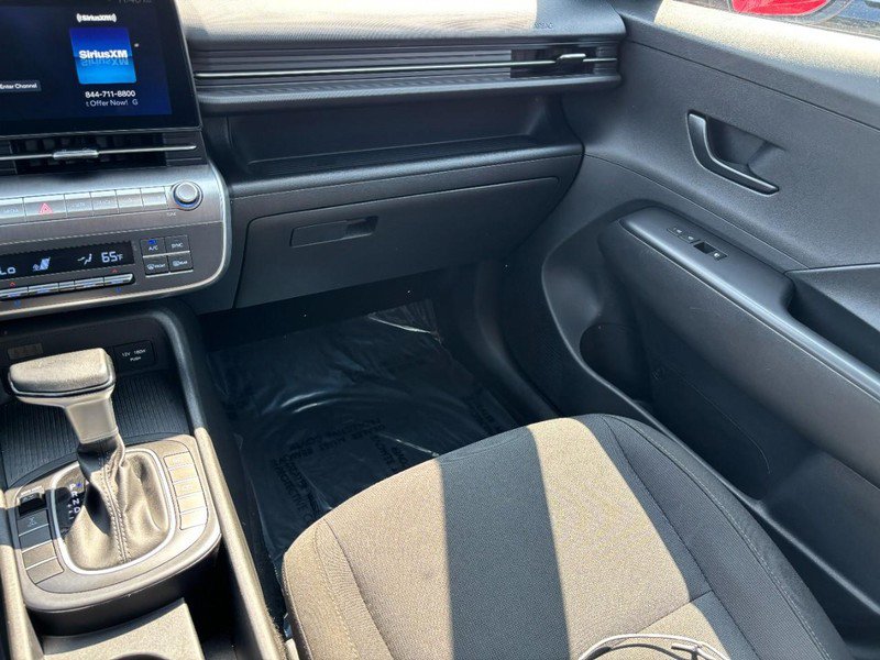 Used 2025 Hyundai Kona SEL AWD/4WD image 17