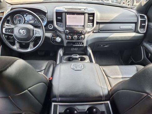 Used 2022 RAM 1500 Laramie w/ Sport Appearance Package image 7
