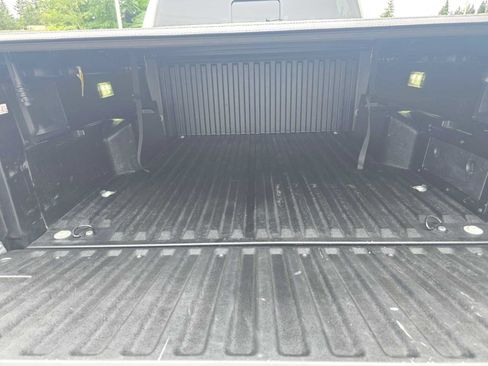 Certified 2025 Toyota Tacoma TRD Off-Road AWD/4WD image 14