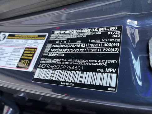 Used 2025 Mercedes-Benz GLE 53 AMG 4MATIC image 31