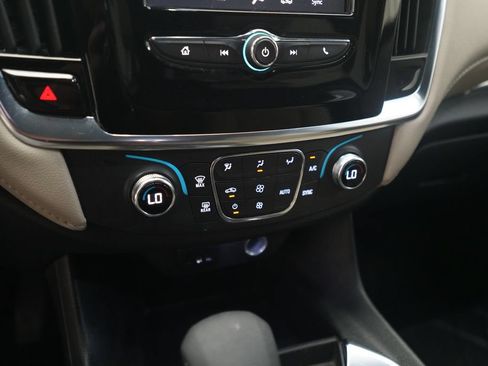 Used 2023 Chevrolet Traverse LS w/ Safety Package AWD/4WD image 21