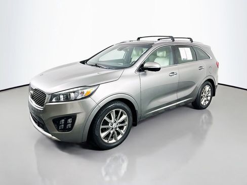 Used 2017 Kia Sorento SX FWD image 3