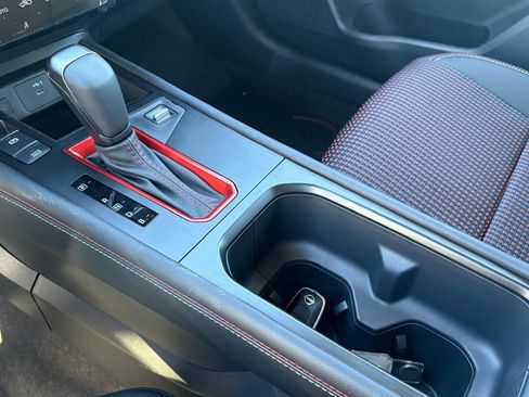 New 2026 Nissan Kicks SR image 12