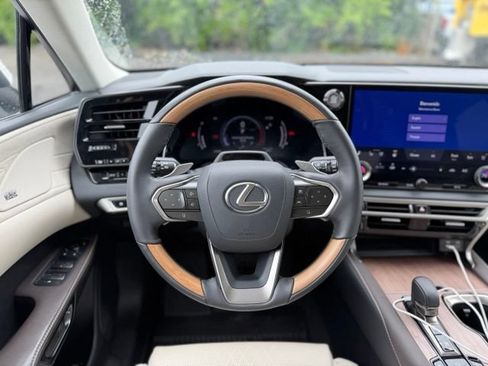 Certified 2024 Lexus RX 350 AWD w/ Convenience Package image 24