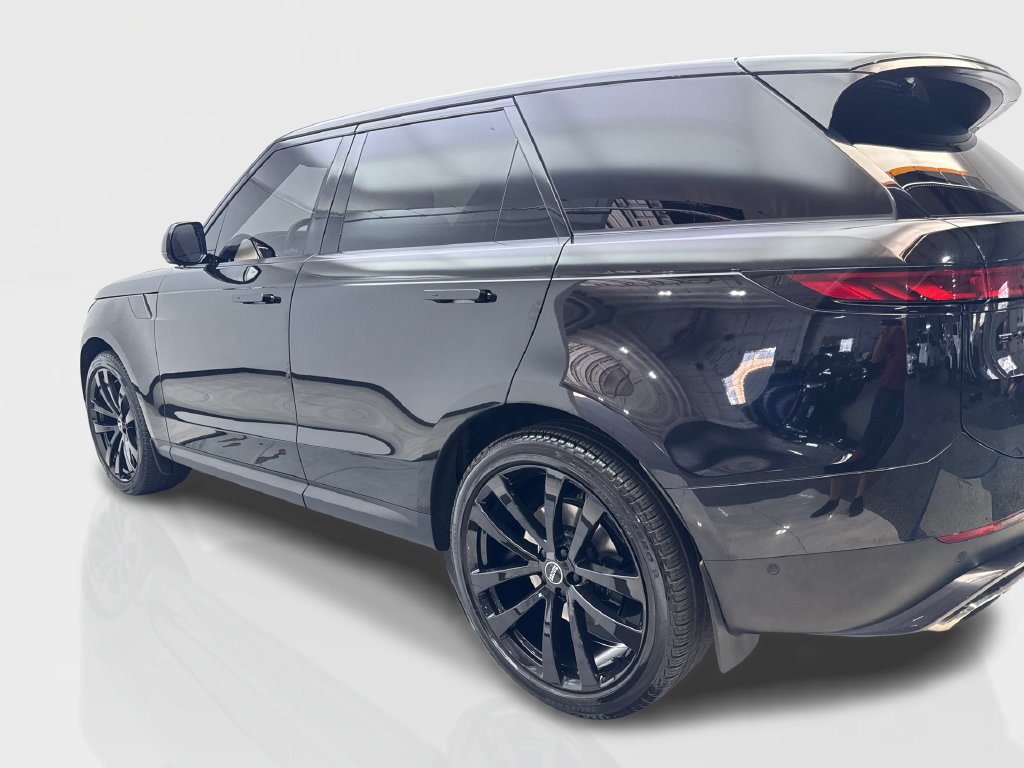 Used 2023 Land Rover Range Rover Sport SE AWD/4WD image 16