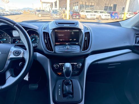 Used 2015 Ford Escape SE w/ Leather Comfort Package image 19