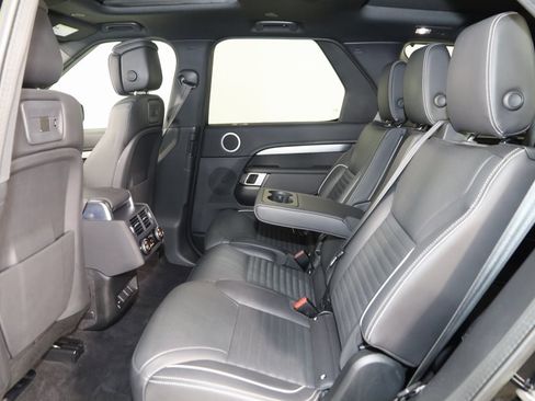 Used 2023 Land Rover Discovery S R-Dynamic image 52