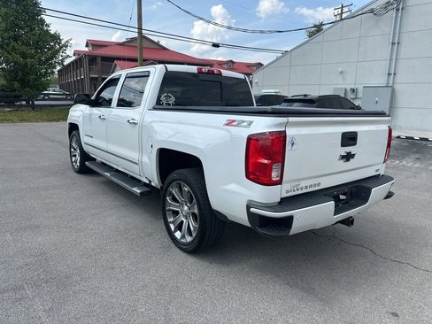 Used 2017 Chevrolet Silverado 1500 LTZ Z71 w/ LTZ Plus Package AWD/4WD image 4
