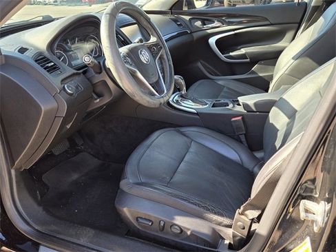 Used 2016 Buick Regal image 7