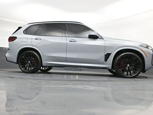 Used 2026 BMW X5 xDrive40i w/ M Sport Package AWD/4WD image 30