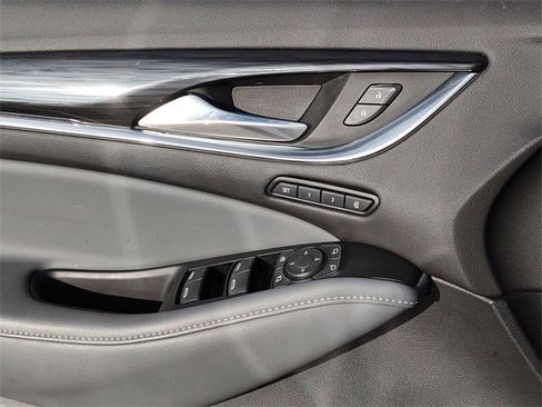 Used 2020 Buick Enclave Premium w/ Surround and Sites Package image 28