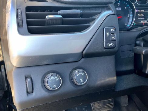 Used 2019 Chevrolet Tahoe LT AWD/4WD image 36