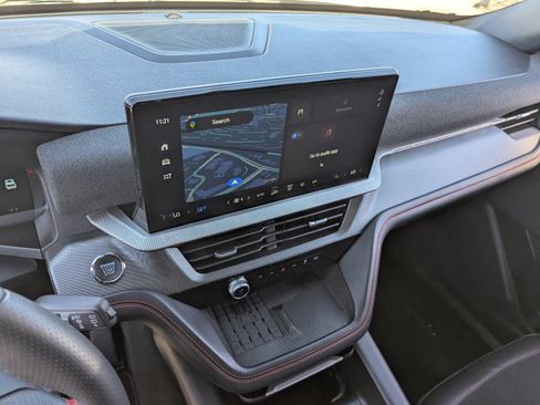 Used 2025 Ford Explorer ST w/ Sun And Sound Package image 26