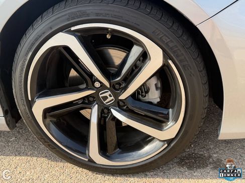 Used 2020 Honda Accord Sport image 11