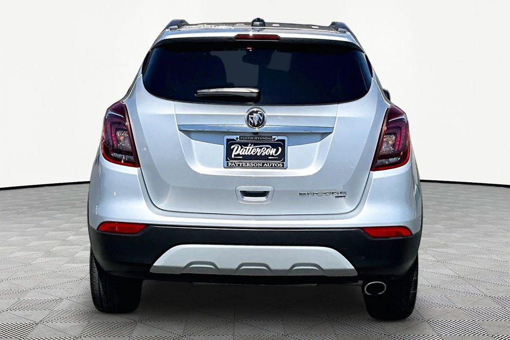 Used 2022 Buick Encore Preferred w/ Safety Package AWD/4WD image 4