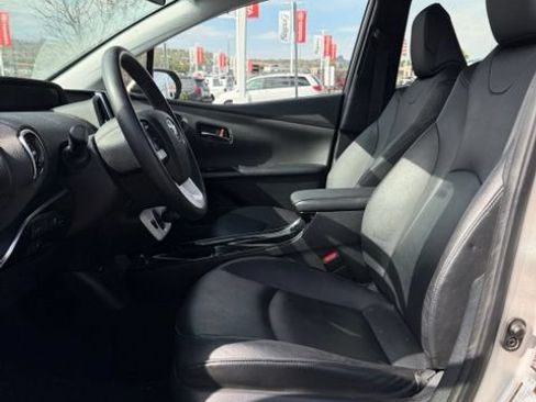 Used 2017 Toyota Prius Prime Premium w/ Carpet Mat Package FWD image 18
