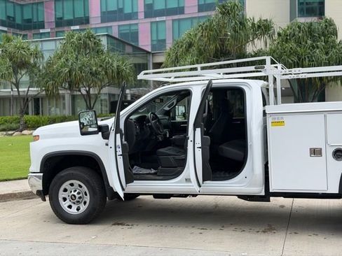 New 2026 Chevrolet Silverado 3500 W/T w/ WT Convenience Package AWD/4WD image 9