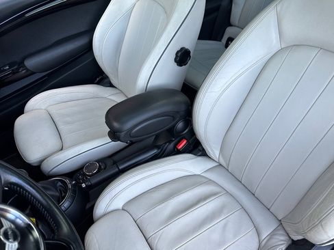 Used 2015 MINI Cooper S image 13