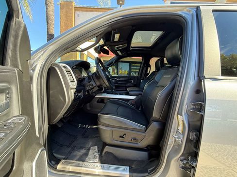 Used 2019 RAM 2500 Laramie image 14