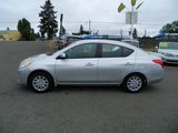 Used 2013 Nissan Versa SV image 4
