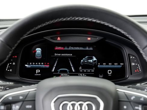 Used 2023 Audi Q8 Premium Plus w/ Premium Plus Package AWD/4WD image 15
