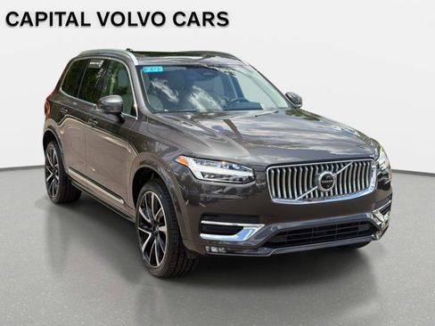Used 2023 Volvo XC90 B6 Plus AWD/4WD image 3