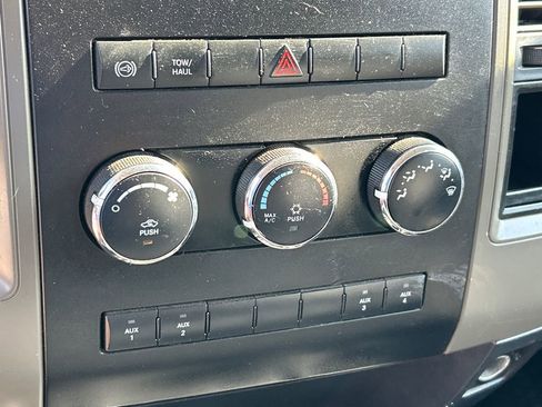 Used 2011 RAM 4500 4x4 Regular Cab w/ ST Decor Group image 15