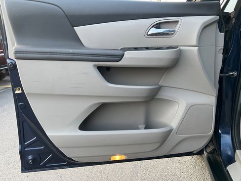 Used 2012 Honda Odyssey EX-L image 11