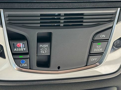 Used 2022 Acura TLX 2.0 w/A-Spec Pkg Sedan 4D image 51