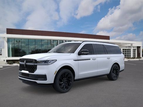 New 2025 Lincoln Navigator L Reserve w/ Jet Appearance Package AWD/4WD image 1