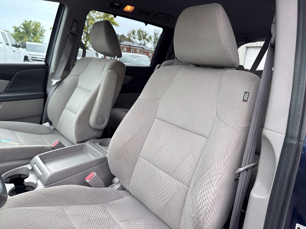 Used 2016 Honda Odyssey EX image 27