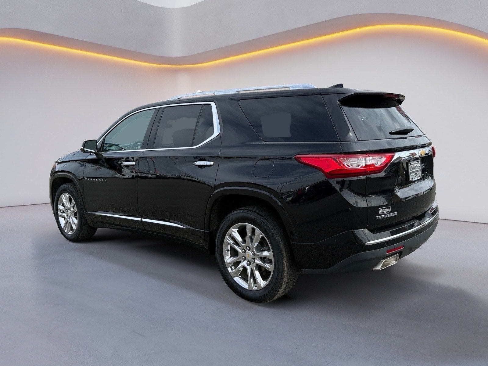 Used 2020 Chevrolet Traverse High Country FWD image 5