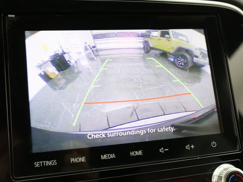 Used 2022 Mitsubishi Outlander LE AWD/4WD image 31