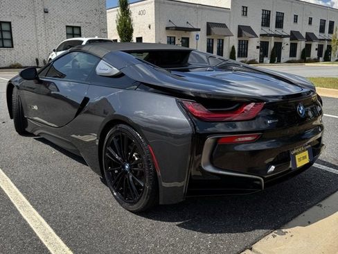 Used 2019 BMW i8 Roadster image 28
