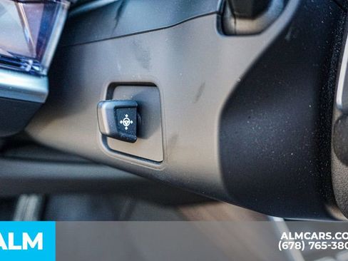 Used 2023 BMW 740i image 51