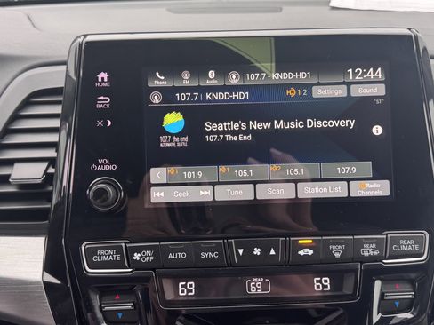 Used 2019 Honda Odyssey EX image 24