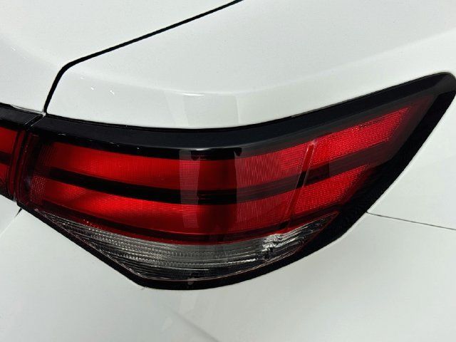 Used 2022 Nissan Sentra SV w/ All-Weather Package FWD image 31