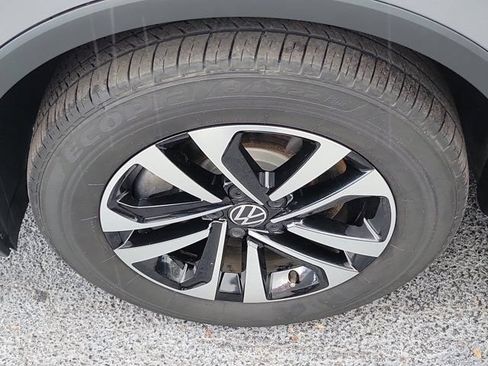 Used 2024 Volkswagen Tiguan S FWD image 10