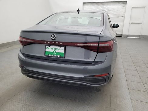 Used 2025 Volkswagen Jetta SE FWD image 7