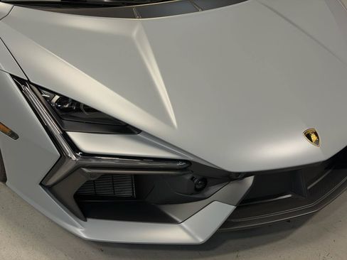 Used 2024 Lamborghini Revuelto AWD/4WD image 13