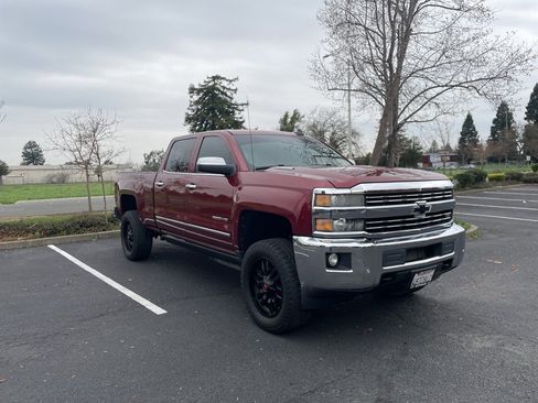 Used 2015 Chevrolet Silverado 2500 LTZ w/ Duramax Plus Package image 3