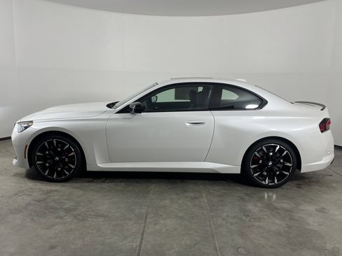 Used 2025 BMW M240i xDrive Coupe w/ Premium Package image 4